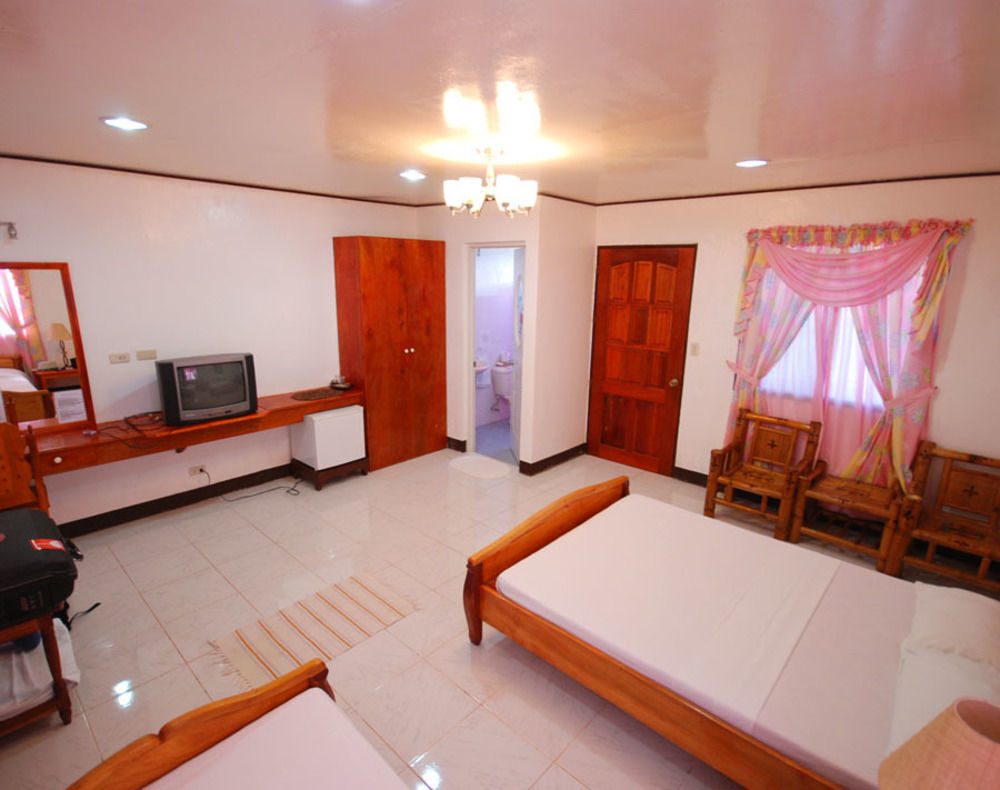 Reddoorz Premium @ Flower Beach Anda Anda  Exterior foto