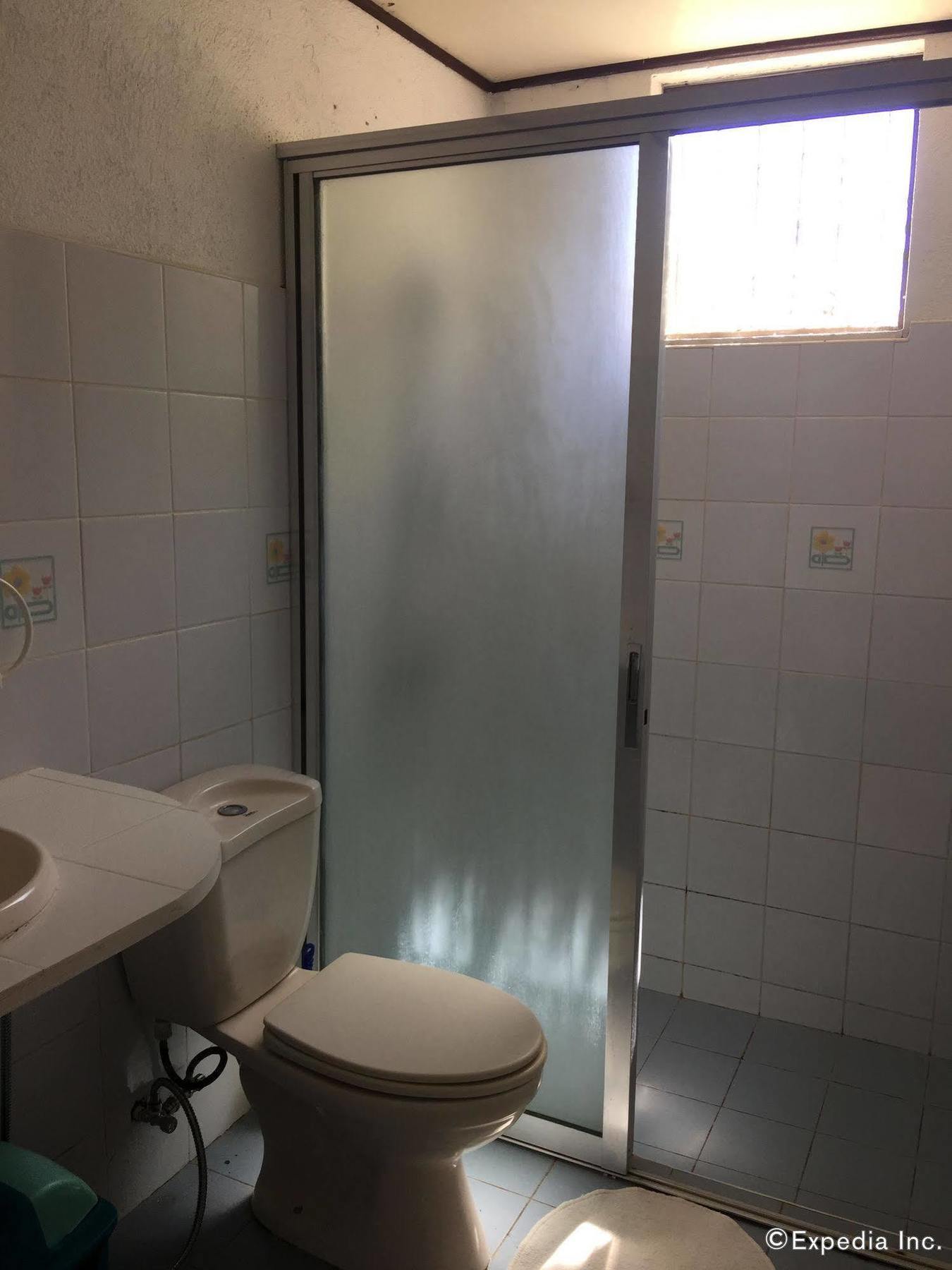 Reddoorz Premium @ Flower Beach Anda Anda  Exterior foto